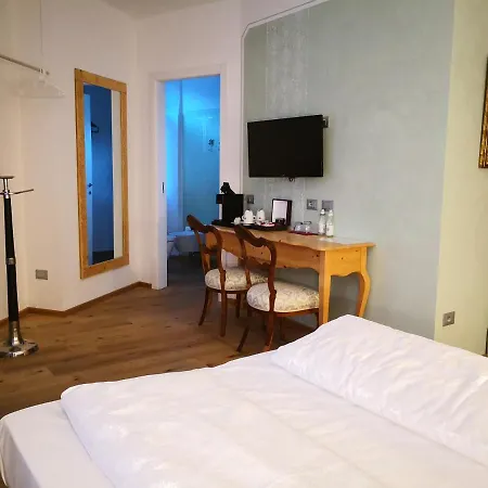 Torrione Πανσιόν Τρέντο