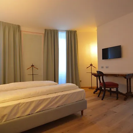 Πανσιόν Torrione 4*